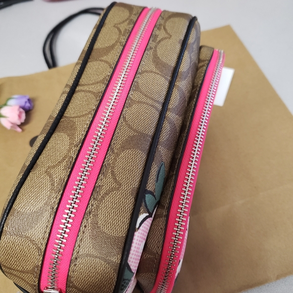 NWT Coach Court Floral Crossbody - Picture 3 of 11